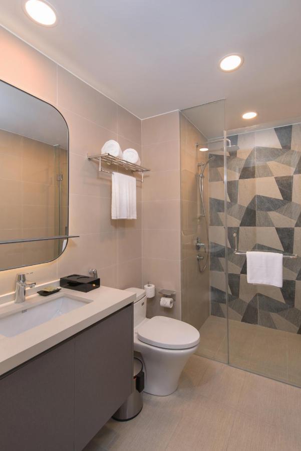 Citadines Roces Кесон-Сити Экстерьер фото